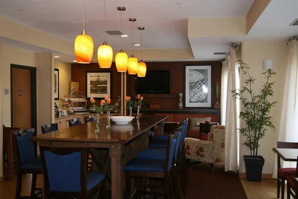 Hampton Inn Minneapolis-Burnsville Restaurant photo