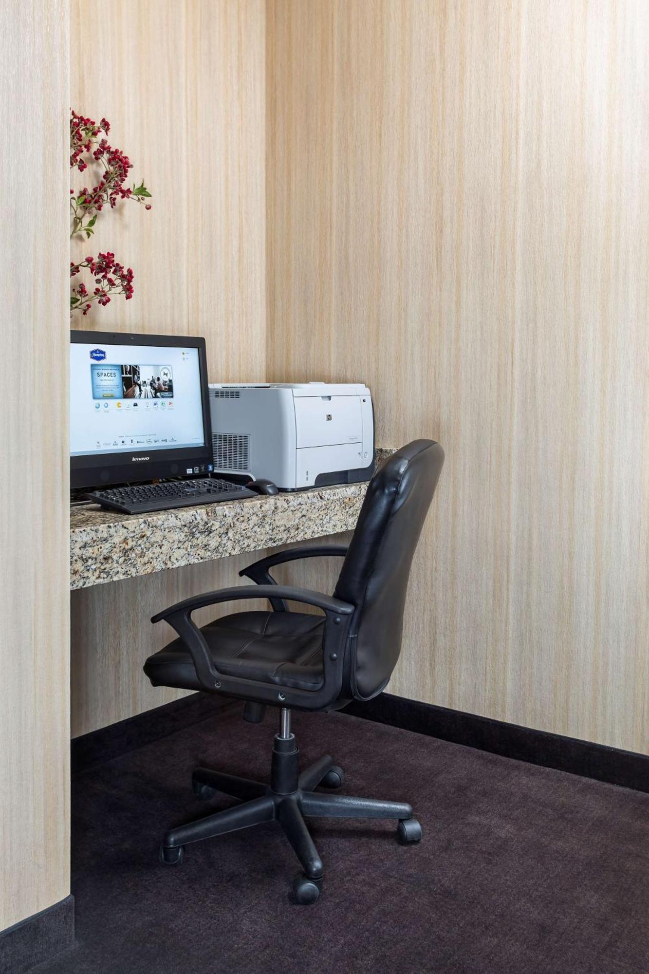 Hampton Inn Minneapolis-Burnsville Exterior photo